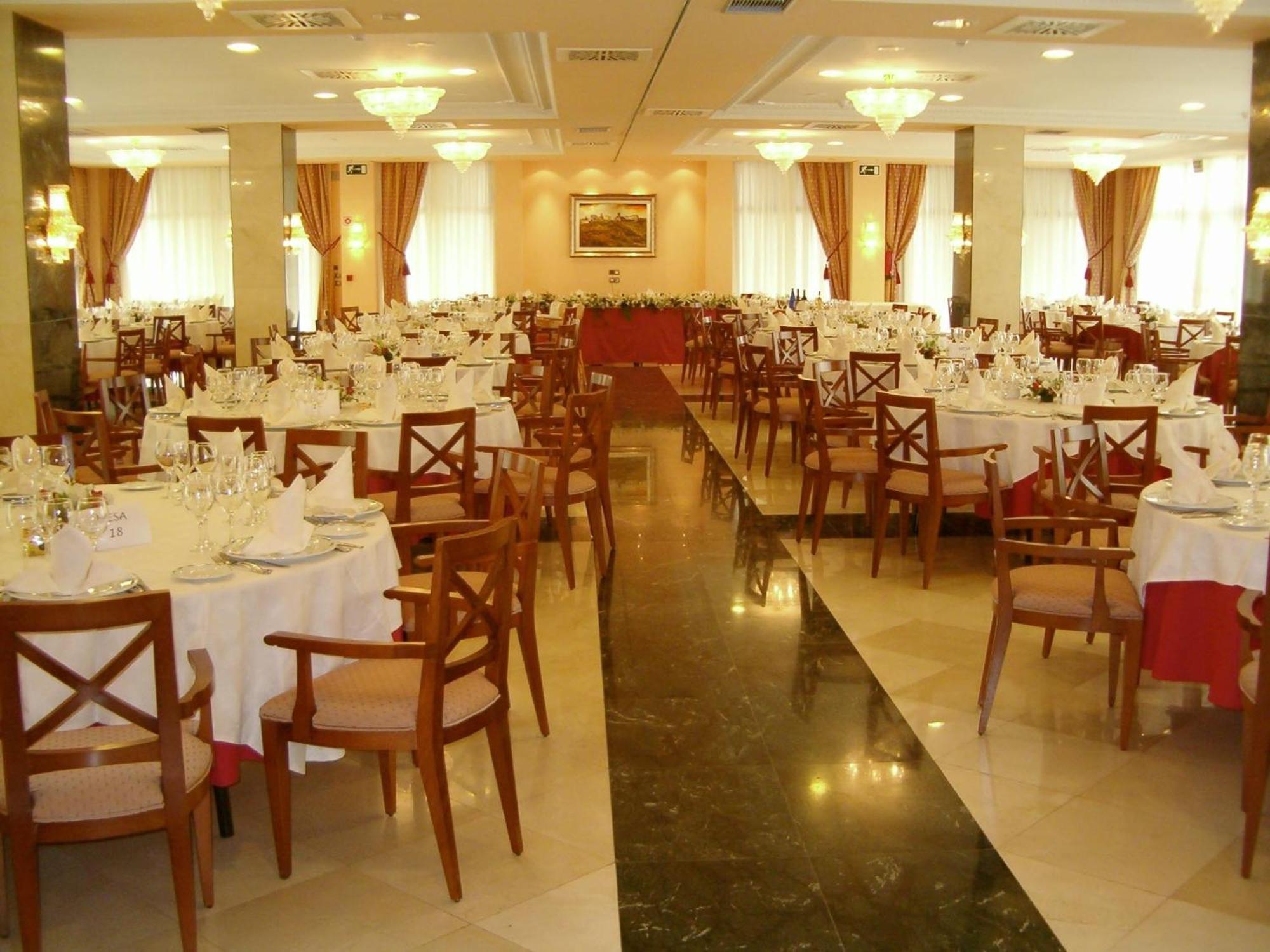 Hotel Villa De Almazán Esterno foto